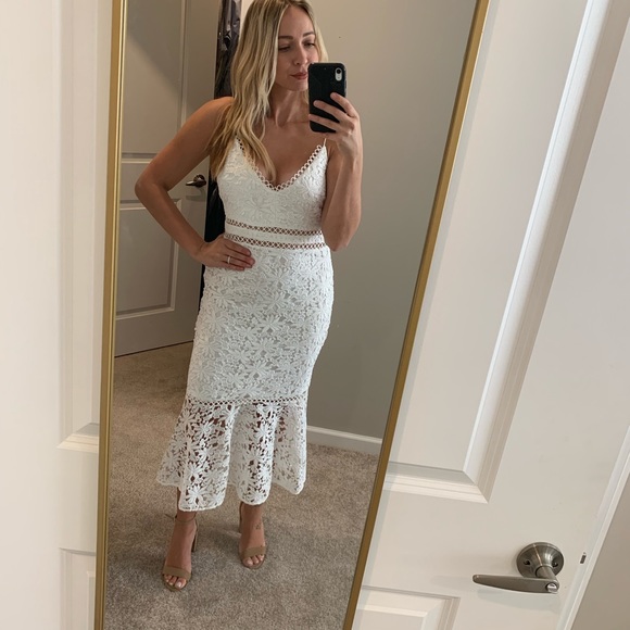Laundry By Shelli Segal Dresses & Skirts - White lace dress